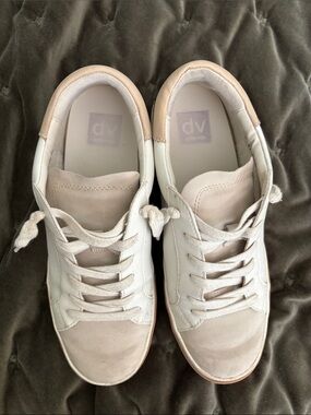 DV by Dolce Vita White and Beige Low-Top Lace-Up Sneakers